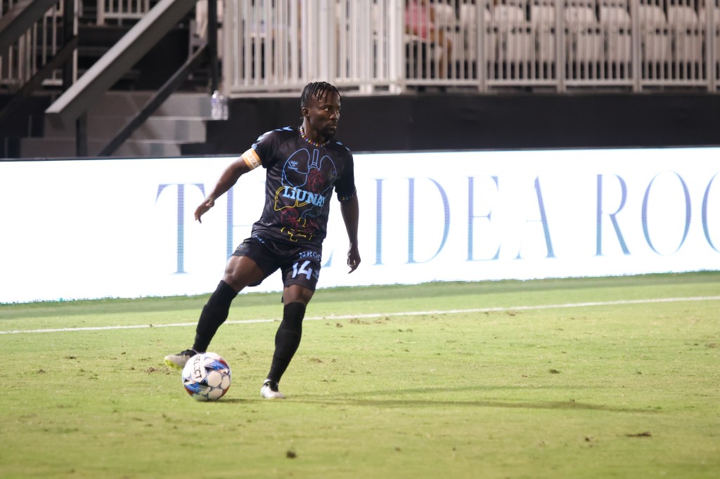 Las Vegas Lights FC forward Soloman Asante
